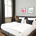 Bensimon Charlottenburg Lägenhet *