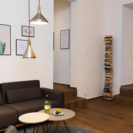 Apartment Bensimon Charlottenburg *