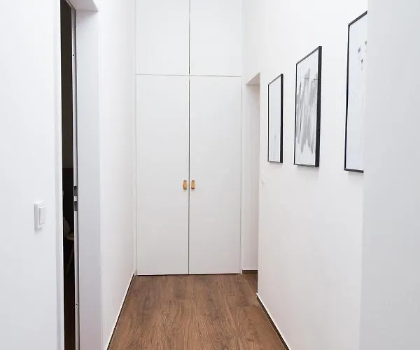 Bensimon Charlottenburg Διαμέρισμα *